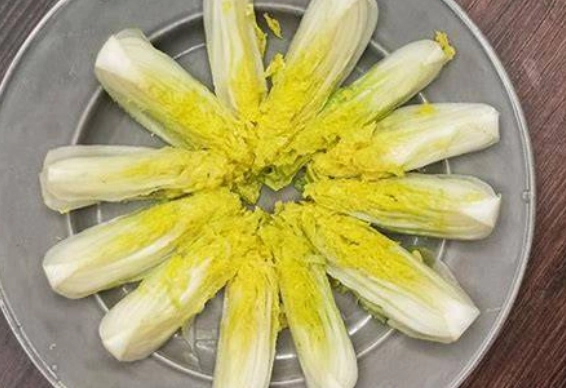 如何切娃娃菜
