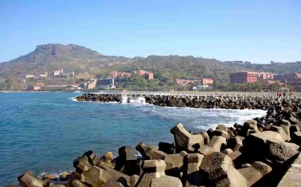 西子灣海水浴場